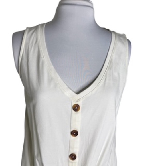 NWT WHBM Cream Color Sleeveless V-Neck Button Front Tie Bottom Top Size L - Picture 2 of 8